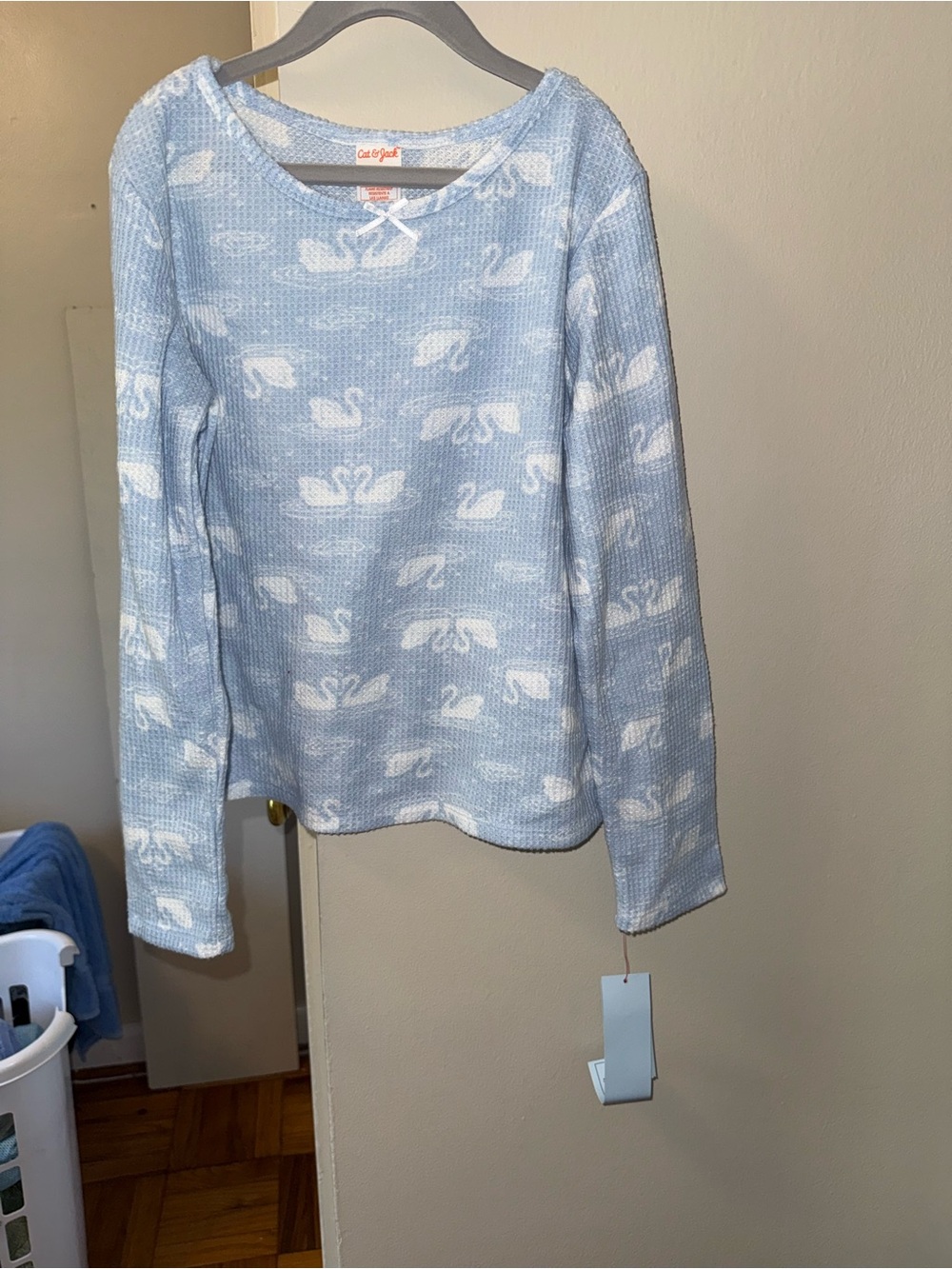 Cat & Jack Light Blue and White Swan Print Long-Sleeve Top